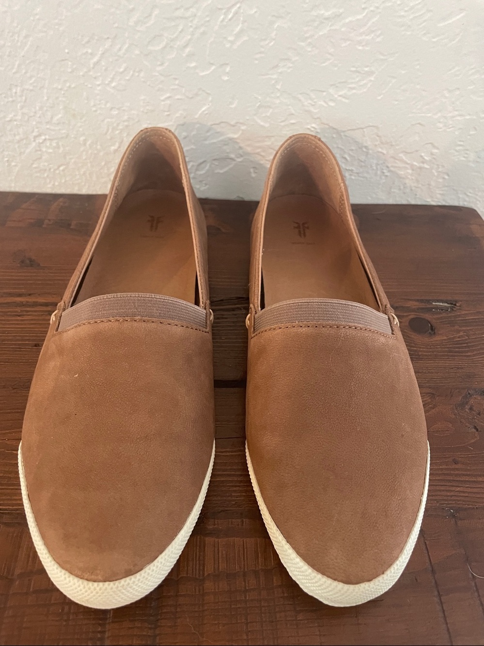 Frye Ivy Suede Slip On Sneakers Taupe Women's 6.5M